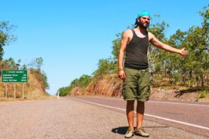 05-hitchhiking-in-Australia-960x641