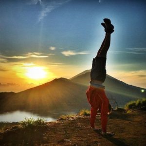 Derek Handstand